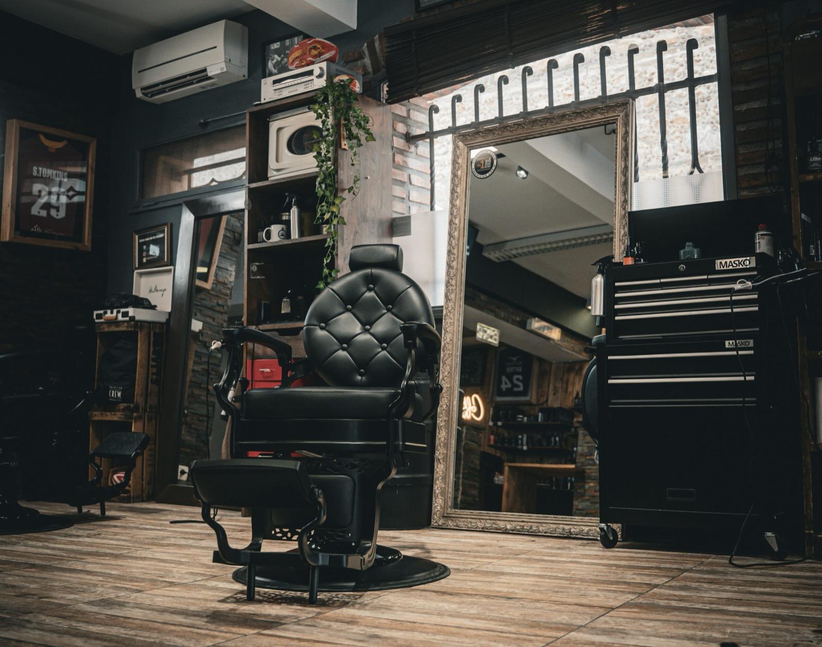 Intérieur du salon LA Barber Shop